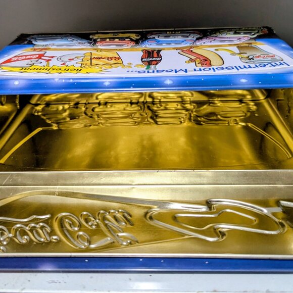 Bundle: M&M’s Christmas Tin + Coca-Cola Drive-In Tin - Picture 3 of 15